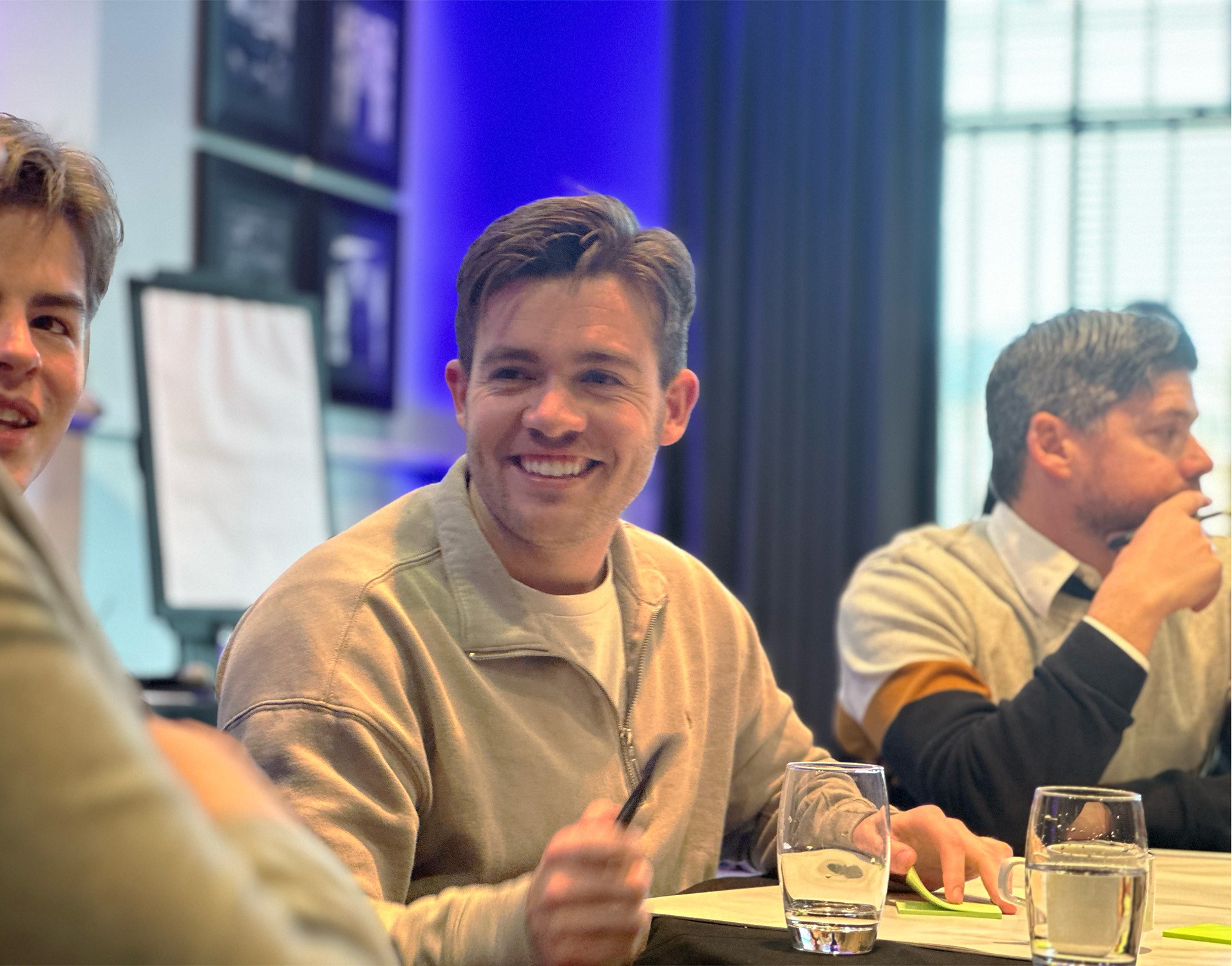 10 Reasons To Buy A World Options Franchise In 2026